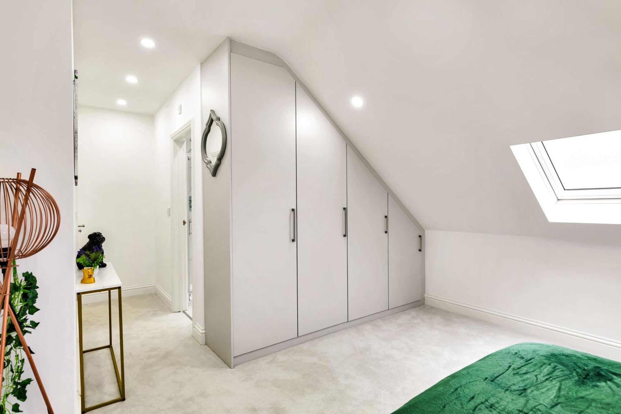Lux 5 Occupancy Flat Free Parking & Views Appartamento