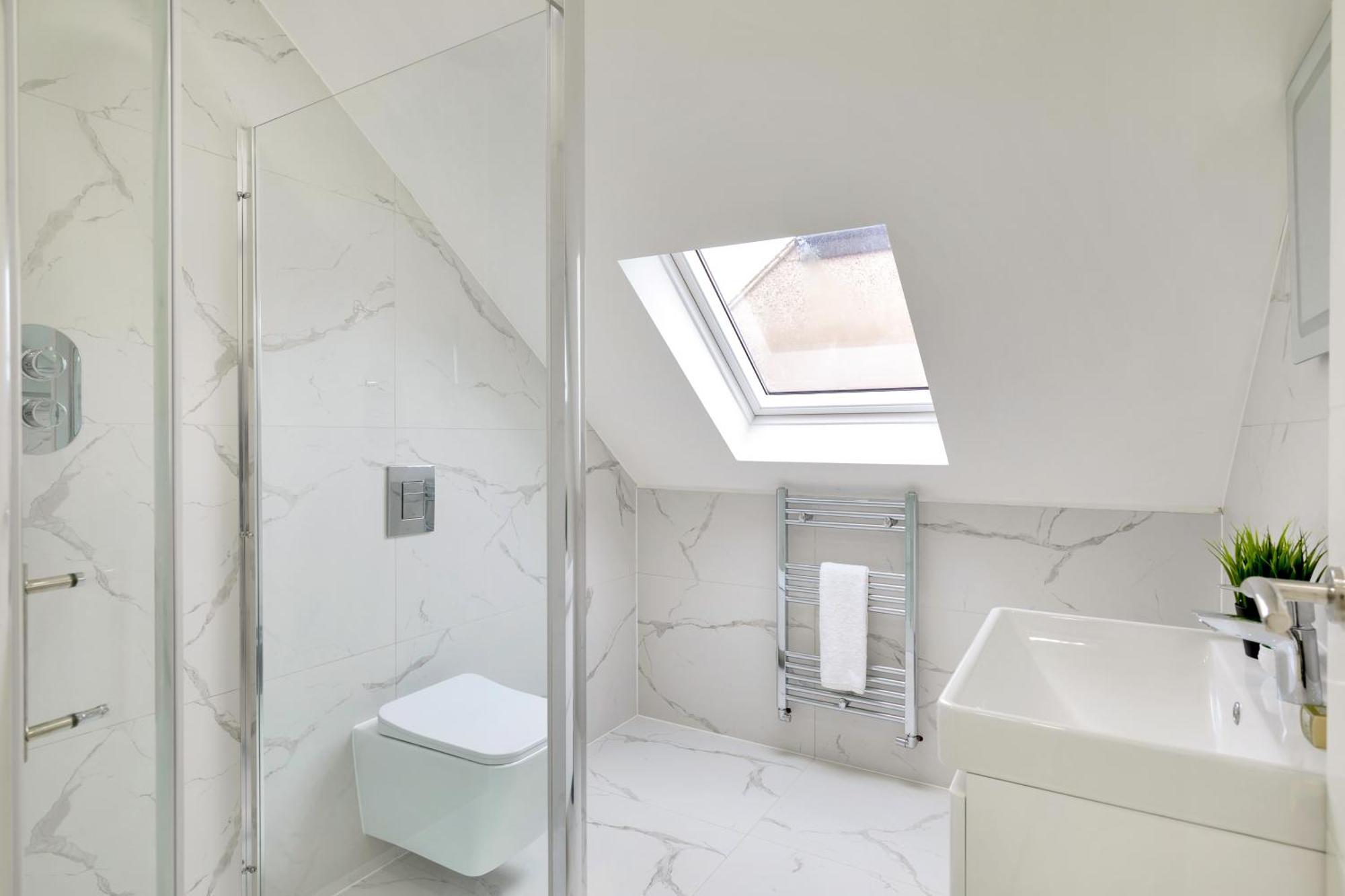 Lux 5 Occupancy Flat Free Parking & Views Appartamento *