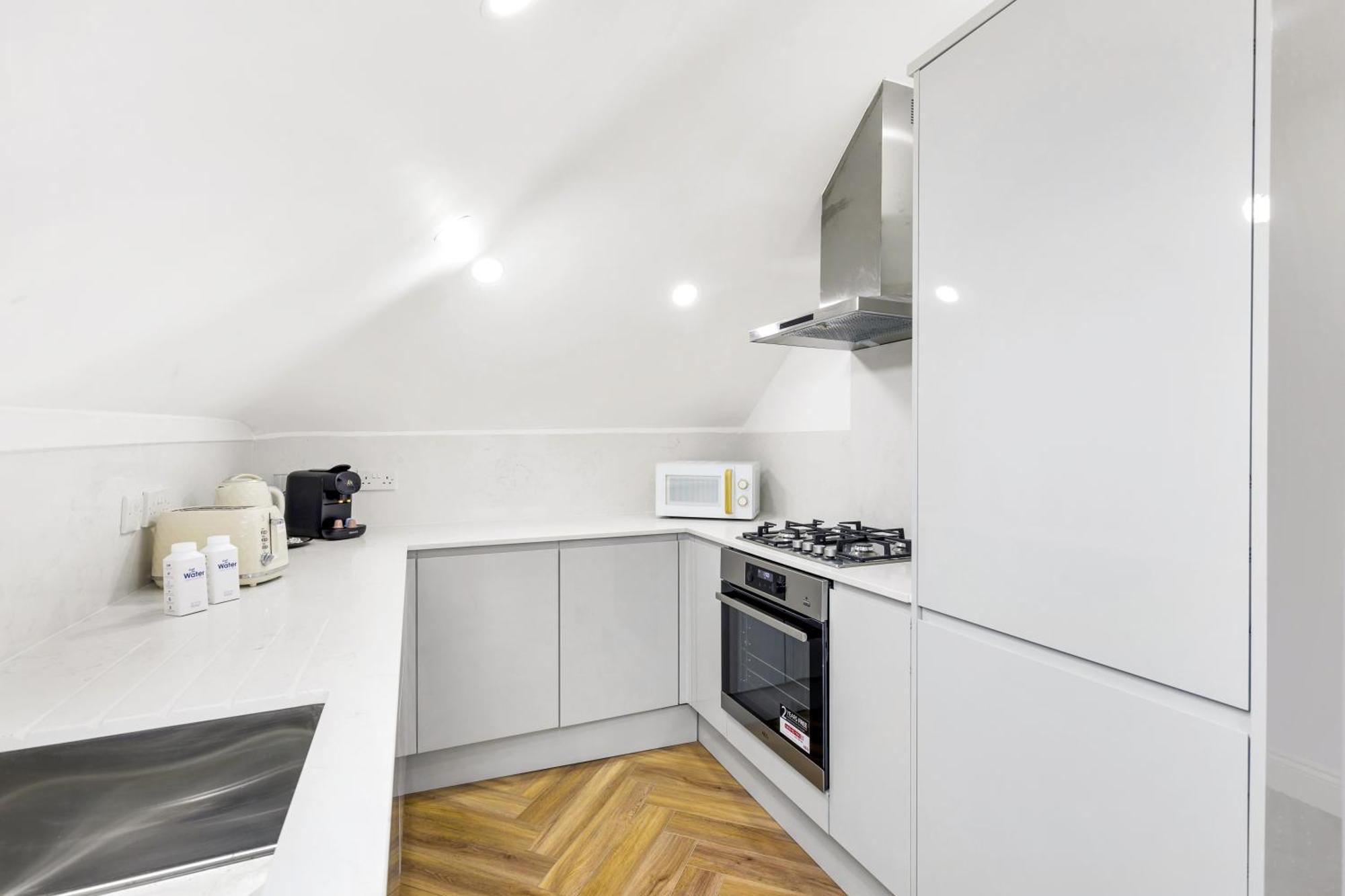 Lux 5 Occupancy Flat Free Parking & Views * Londra